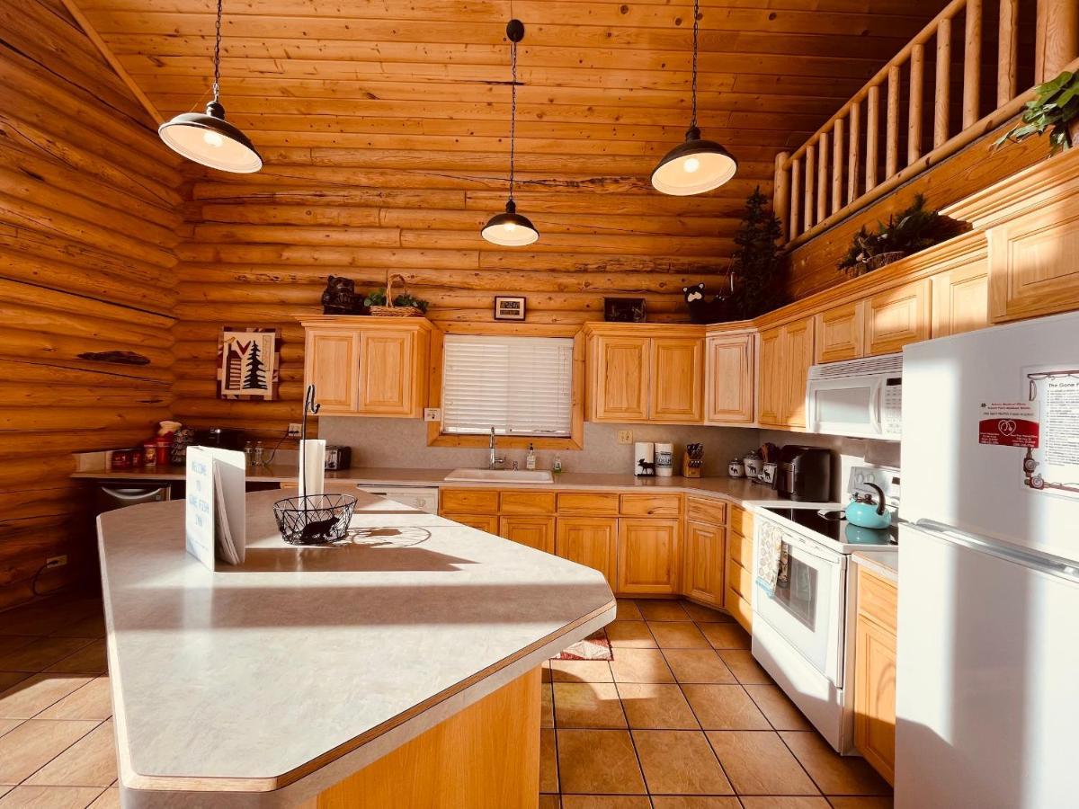 Gone Fish Inn - Sleeps 15, 4 Bedrooms, Loft, 6 Baths Island Park Exterior foto
