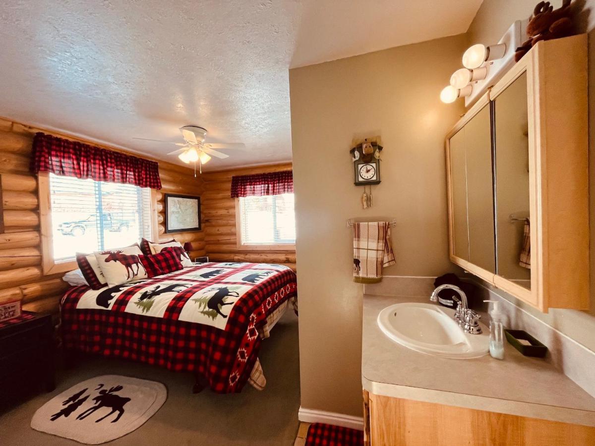 Gone Fish Inn - Sleeps 15, 4 Bedrooms, Loft, 6 Baths Island Park Exterior foto