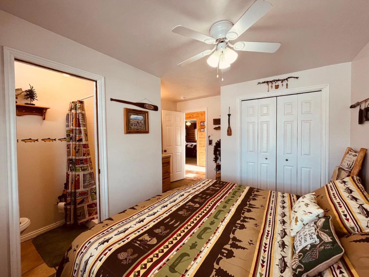 Gone Fish Inn - Sleeps 15, 4 Bedrooms, Loft, 6 Baths Island Park Exterior foto