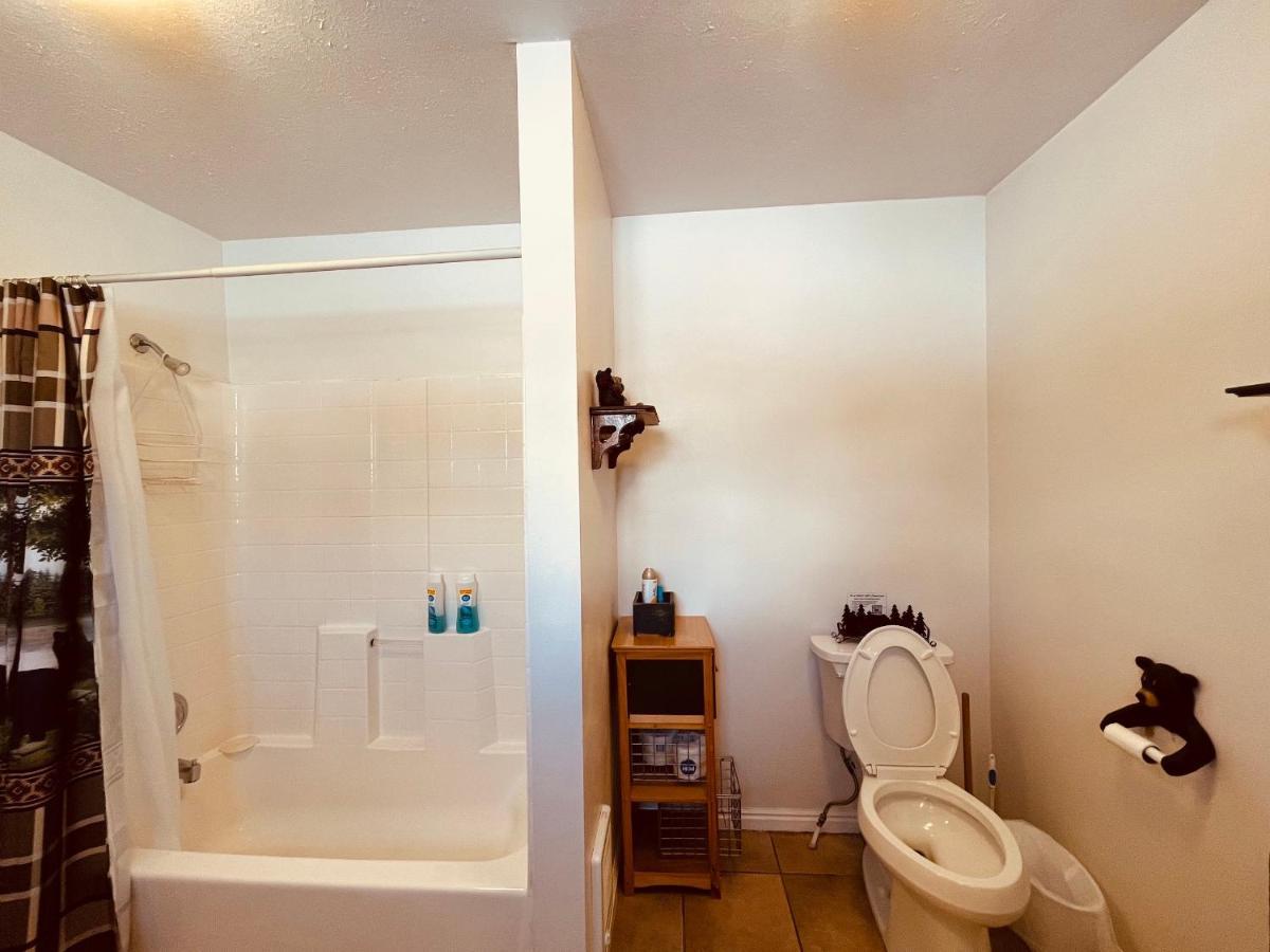 Gone Fish Inn - Sleeps 15, 4 Bedrooms, Loft, 6 Baths Island Park Exterior foto